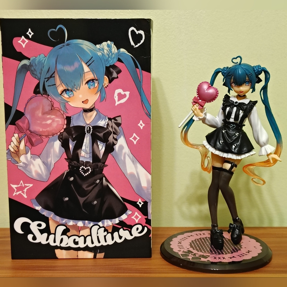 Hatsune Miku Fashion Subculture Action Figure